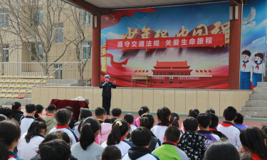 草庙子中心小学阅读区