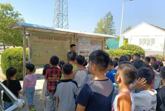 涡阳县龙山镇幼儿园阅读区