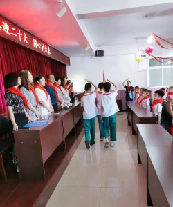 郊区实验小学阅读区