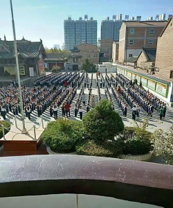 襄垣县城内二小学阅读区