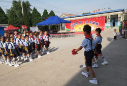 谷堆头小学阅读区