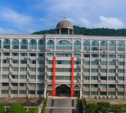 湖北省黄石市第三中学阅读区