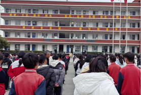 安龙县第二中学阅读区