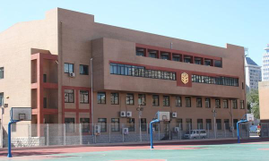 北京市第六十六中学（北址）阅读区