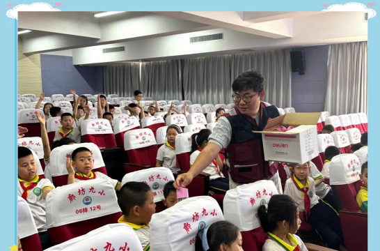 廊坊市第九小学阅读区