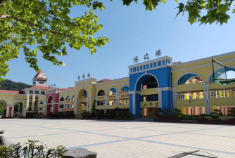 三河市第二小学阅读区
