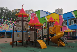 富阳市富阳镇春苗幼儿园阅读区