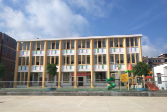 城关镇七里峰中心小学阅读区