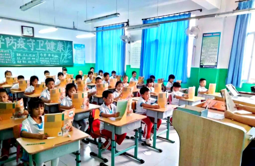 蓟县上仓镇中心小学阅读区