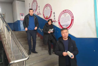 东属巴小学阅读区