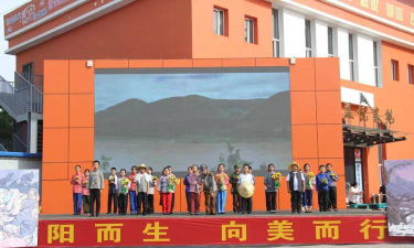 薛家湾小学阅读区