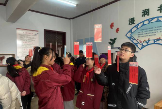 武安市西寨子小学阅读区
