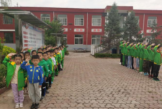 西河堡中心小学阅读区