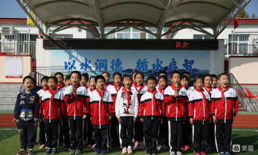 北京市密云县溪翁庄镇东智小学阅读区