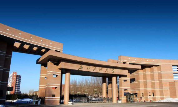 吉林省石油学校阅读区