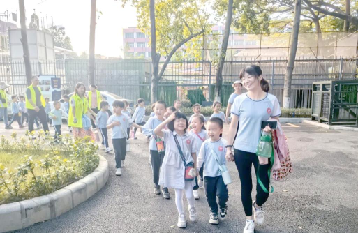 广州经济技术开发区第二幼儿园阅读区