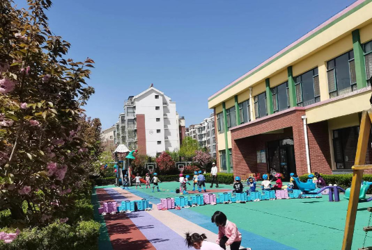 上海市大风车幼儿园艺术院阅读区