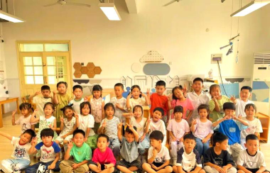 华新幼儿园阅读区