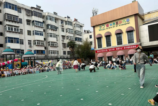 卢湾区奥林幼儿园阅读区