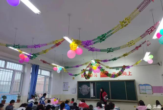昂格特勒克乡学校阅读区