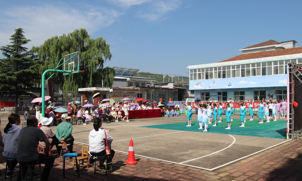阳城县町店镇义城幼儿园阅读区