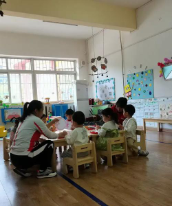 鞍钢生活服务公司第四幼儿园阅读区