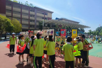 岳阳经济开发区北港小学阅读区