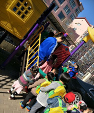盘锦市灵童幼儿园阅读区