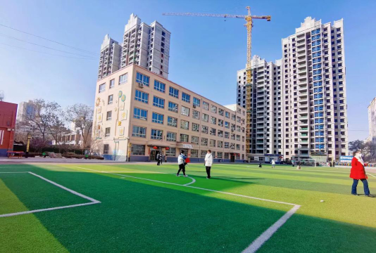 七师针织厂小学阅读区