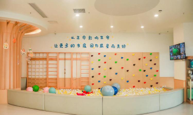 集安站前辰星幼儿园阅读区