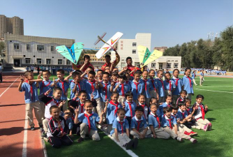 乌鲁木齐市三十九小学阅读区
