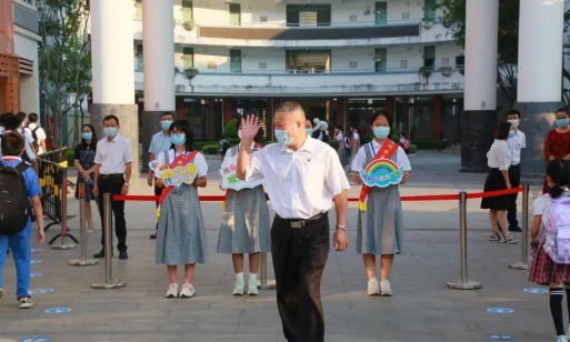 深圳市同乐主力学校阅读区