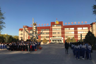 罕艾日克乡色日格吾仪中学阅读区
