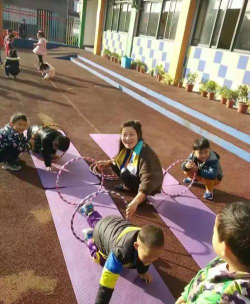 洪兴幼儿园阅读区