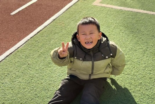 雅华幼儿园阅读区