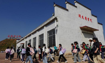 柏祥镇柏祥小学阅读区