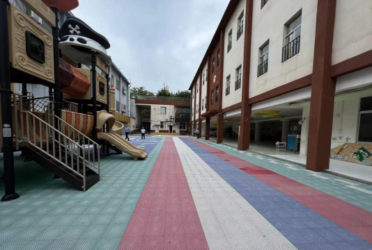 栾城镇东柴村龙岗幼儿园阅读区