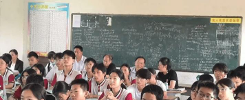 富平县刘集中学阅读区