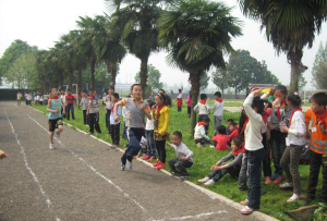 操军中心小学阅读区