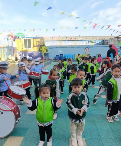 柳州市磨潍幼儿园阅读区