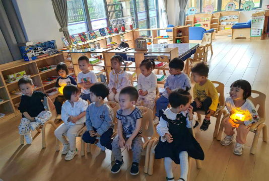 华顿幼儿园阅读区