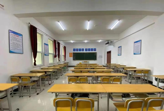 河北铁路轨道中等专业学校阅读区