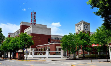 西安市第五十一中学阅读区