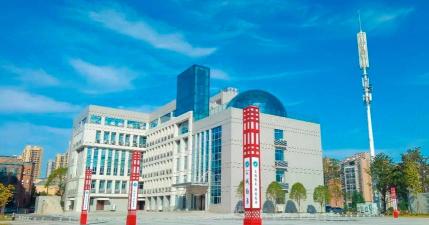 宁乡县潇湘职业中专学校阅读区