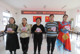 提克阿热克乡中学阅读区