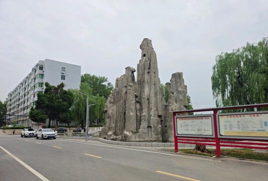 耀州区水泥厂子校阅读区