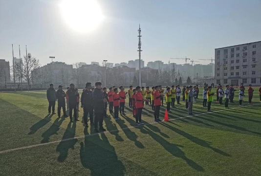 八界中学阅读区
