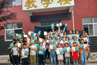 乌宗布拉克乡汉语学校阅读区