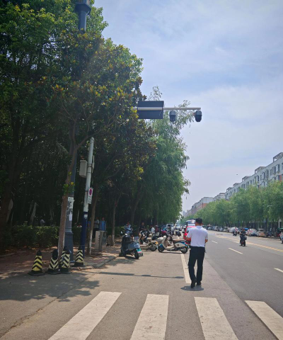 平顶山市财经学校阅读区