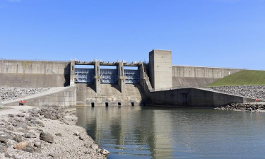 毕节地区水利电力工程学校阅读区